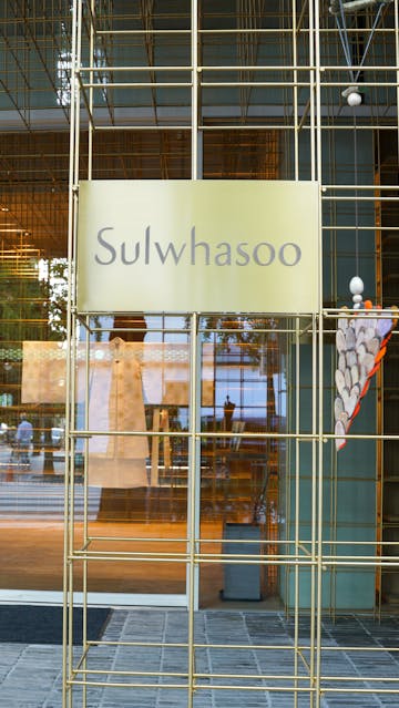 Sulwhasoo flagship store Seoul South Korea entrance