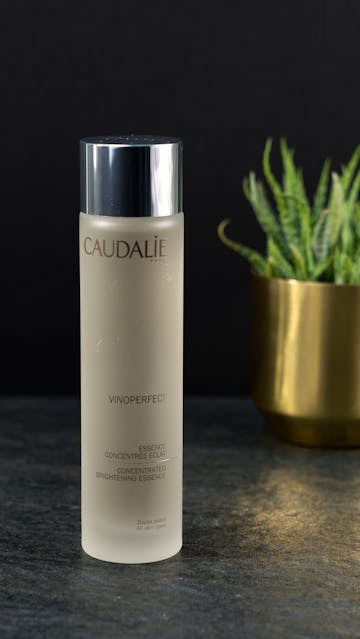 Caudalie Vinoperfect Concentrated Brightening Essence