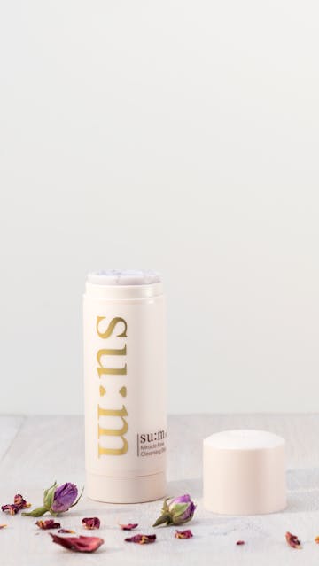 Su:m 37 Miracle Rose Cleansing Stick
