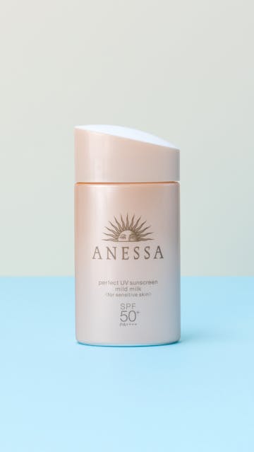 Shiseido Anessa essence UV sunscreen mild milk SPF50