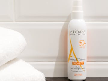 Aderma Protect Spray SPF50+