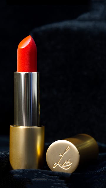 Lisa Eldridge Plush True Velvet Lipstick Colour Velvet Morning, Velvet Pouch