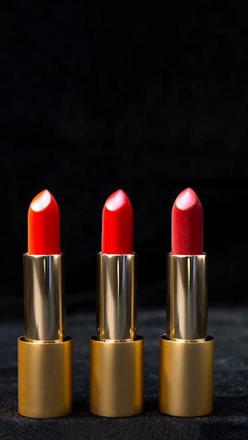 Lisa Eldridge Plush True Velvet Lipstick Colour: Velvet Morning, Velvet Ribbon, Velvet Jazz