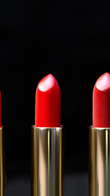 Lisa Eldridge Plush True Velvet Lipstick Colour: Velvet Morning, Velvet Ribbon, Velvet Jazz