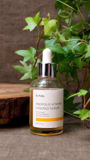 Iunik Propolis Vitamin Synergy Serum