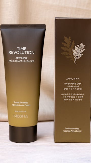 Missha Time Revolution Artemisia Pack Foam Cleanser