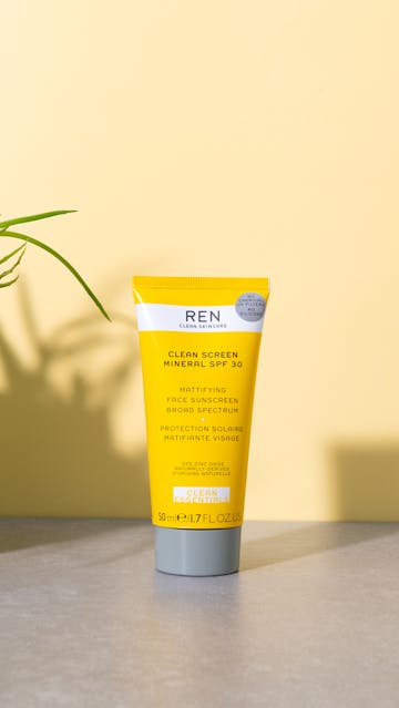 REN Clean Screen Mineral SPF 30