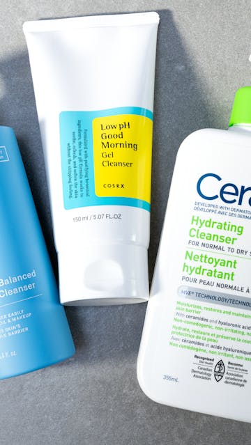 How To Cleanse Properly Your Skin PaulaPaula's Choice Optimal Results Hydrating Cleanser, CeraVe Hydrating Cleanser, Cosrx Low pH Good Morning Gel Cleansers Choice Cerave Cosrx