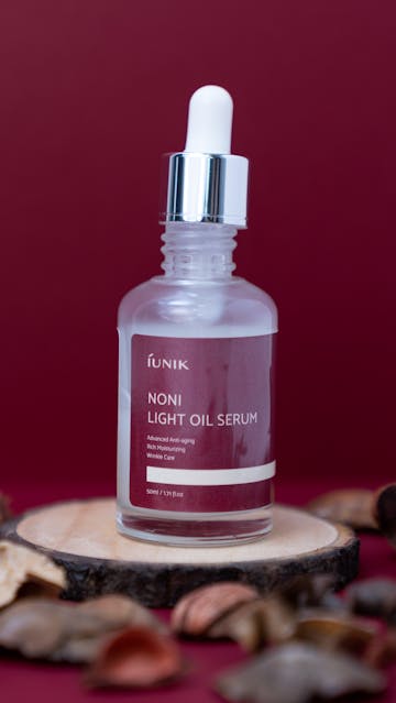 iUNIK Noni Light Oil Serum