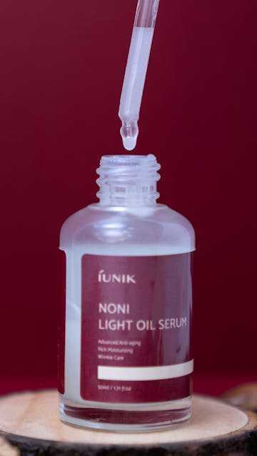 iUNIK Noni Light Oil Serum