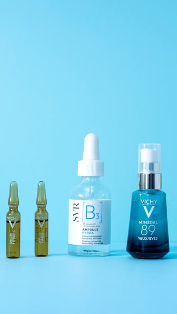 Vichy Minéral 89 Yeux, Vichy LiftActiv Specialist Peptide-C Ampoules Anti-Âge, SVR Ampoule B3 Hydra