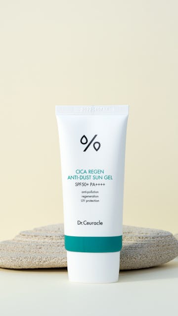 Dr. Ceuracle Cica Regen Anti-Dust Sun Gel Sunscreen