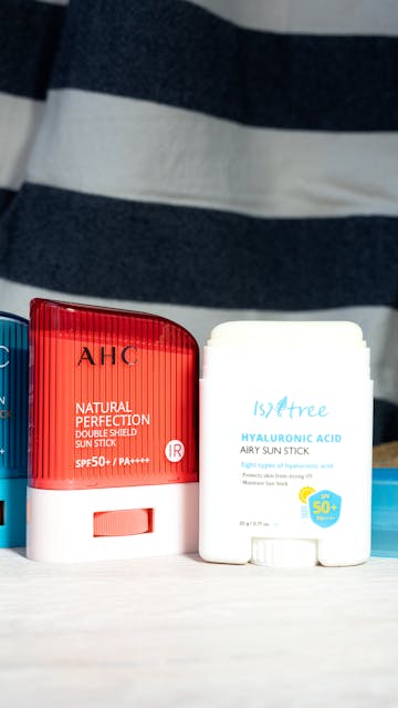 Sun Sticks: AHC, Isntree