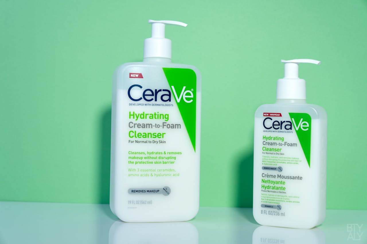 Review: CeraVe Hydrating Cream-to-Foam Cleanser