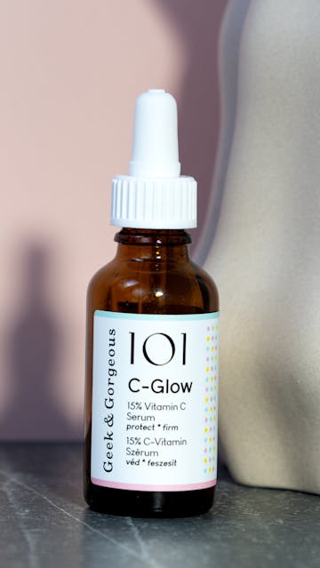 Geek & Gorgeous C-Glow