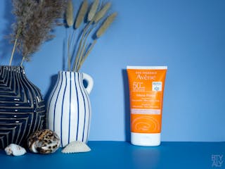 Avene Intense Protect + Sunscreen