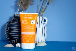 Avene Intense Protect SPF50+