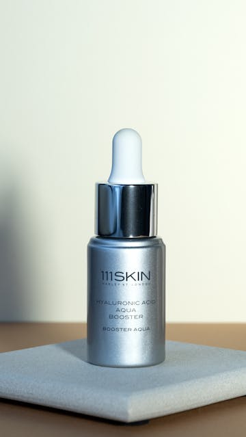 111skin Hyaluronic Acid Aqua Booster Zoom