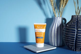 Avene Fragrance-Free Fluid Ultra Light SPF50+