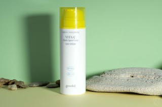 Goodal Green Tangerine Vita-C Dark Spot Care Sun Serum SPF50+ PA++++