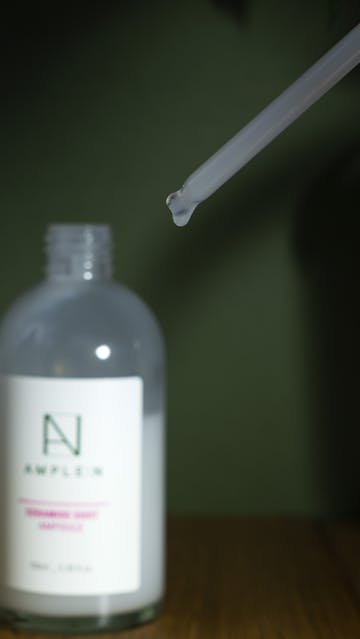 AMPLE:N Ceramide Shot Ampoule Texture