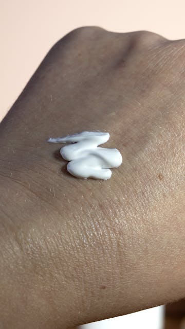 Dr G Green Mild Up Sun Plus Sunscreen Texture