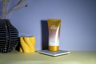 Rohto Mentholatum Skin Super Moisture Barrier UV Essence SPF 50+ PA++++