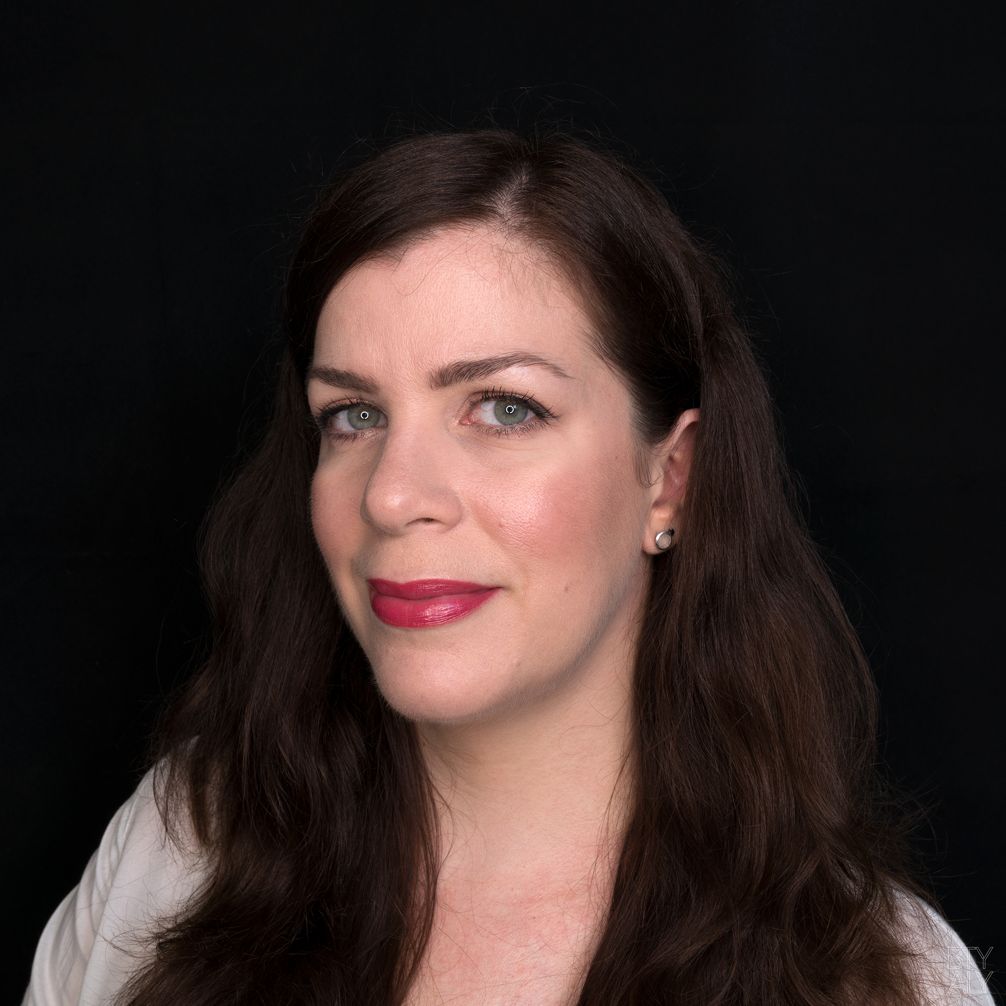 Produits de maquillage utilisés: Nars, By Terry, Becca, YSL