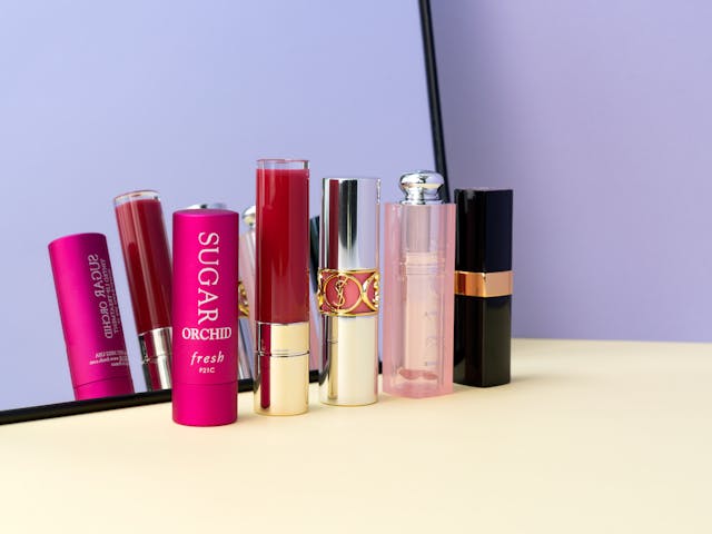 Spring 2019 Lip Balms: Fresh Sugar Tinted Lip Treatment Orchid, Clarins Joli Rouge Lacquer, YSL Rouge Volupté Plump In Color, Dior Lip Glow To The Max, CHANEL Rouge Coco Flash